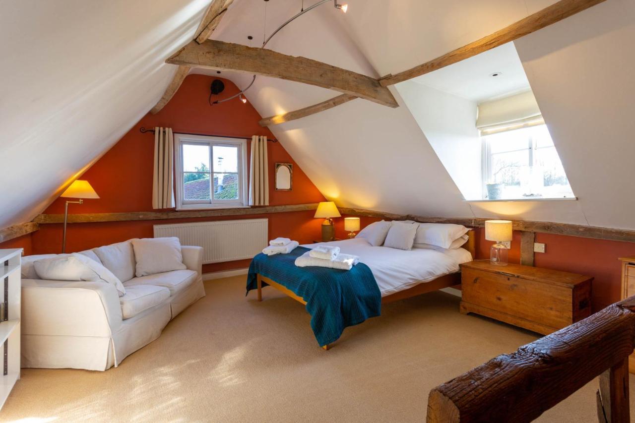 Pounce Hall -Stunning Historic Home In Rural Essex Saffron Walden Zewnętrze zdjęcie